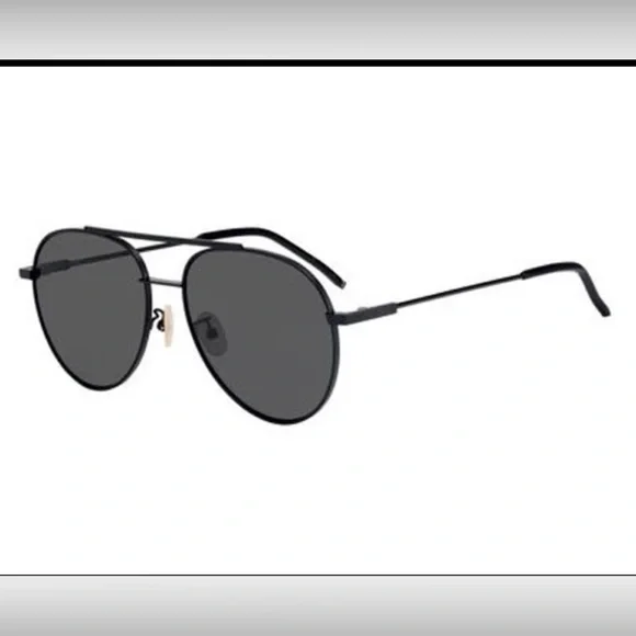 Fendi Oversized round aviator / teardrop hybrid sunglass FENDI EYEWEAR Sky aviator-style gold-tone sunglasses | NET-A  main image 3